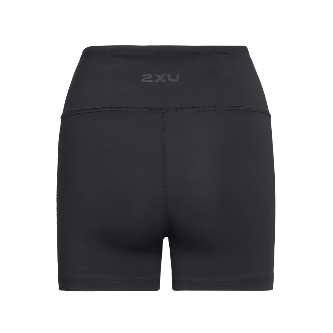 2XU - Women's Form Soft Touch Hi-Rise Compression 4 Inch Shorts