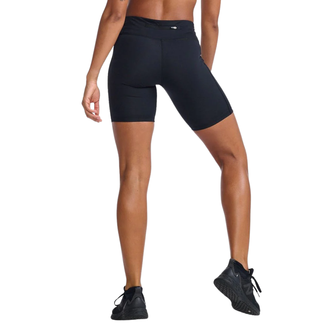 2XU - Women's Aero Mid-Rise Compression 6 Inch Shorts