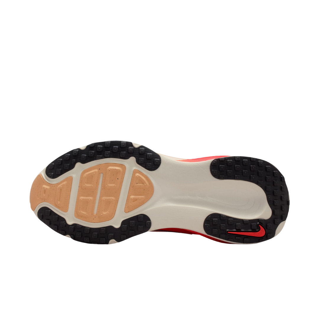 NIKE - Vomero 18 - Women's