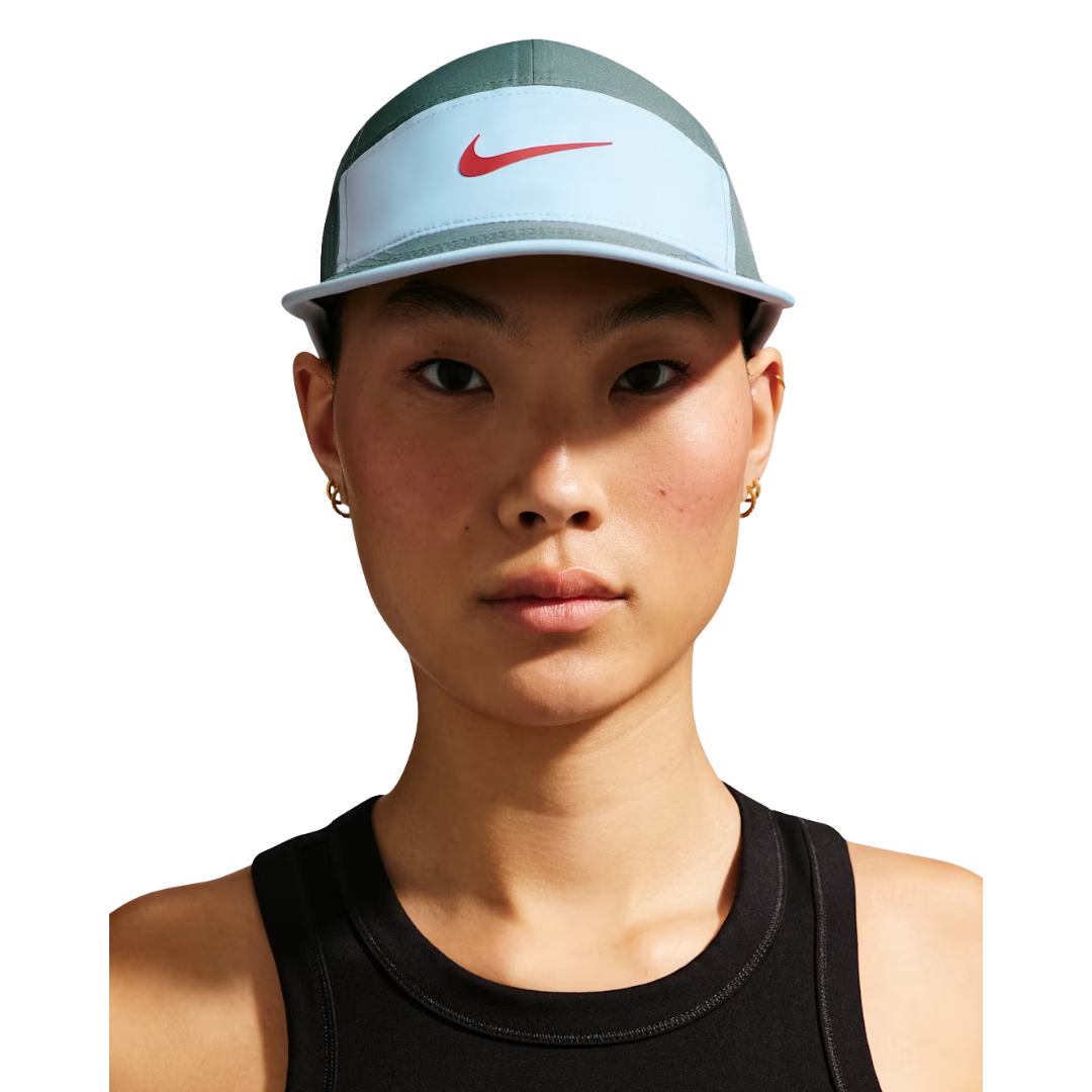 NIKE -Fly Cap