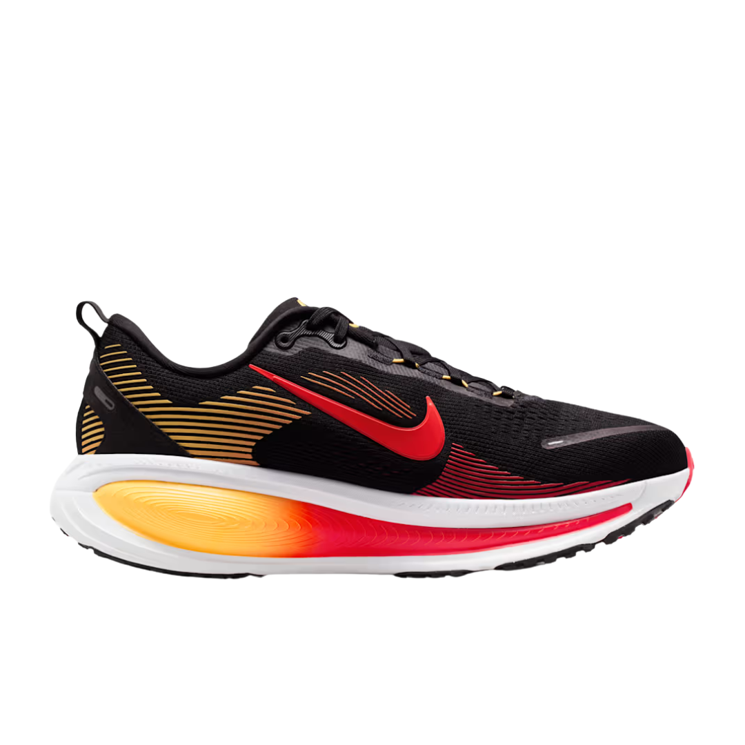 NIKE - Vomero 18 - Wide Fit (2E) - Men's